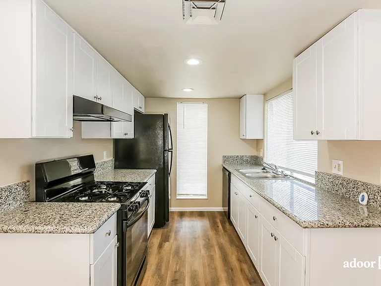 1405 Vegas Valley Dr #198 — Photo 3