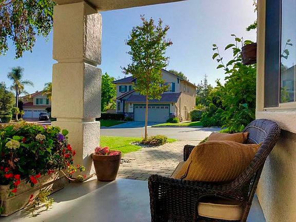 2nd image of 2534 Renata Ct