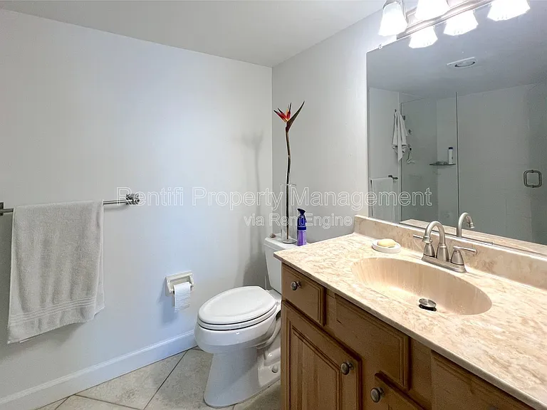 2711 1st St #502 — Photo 17