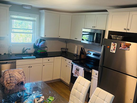 3rd image of 75 Water St #H