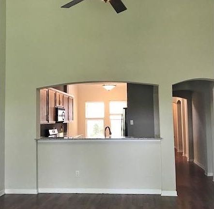 5th image of 1718 Heath Dr