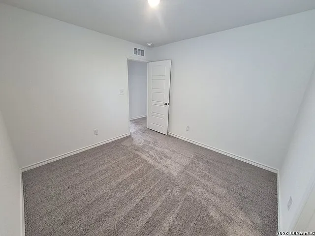 942 Bluegrass Point — Photo 29