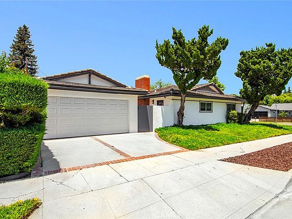 3rd image of 5627 Le Sage Ave