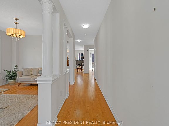 4th image of 7 Wellpark Way