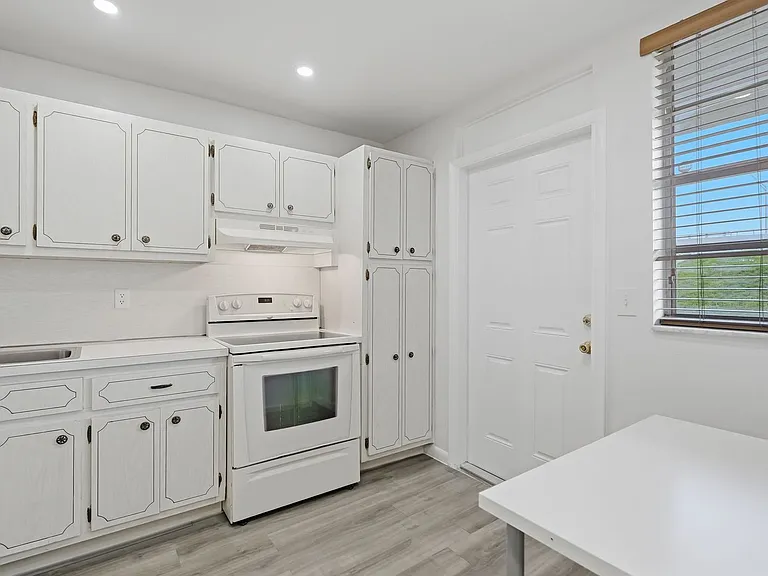5335 NW 10th Ct #206 — Photo 20