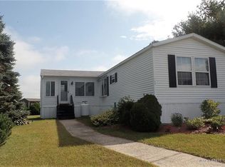 103 Pleasant Hill Rd, Limerick, ME 04048