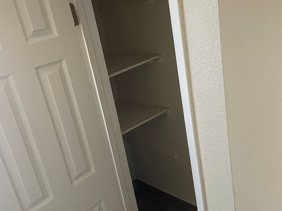 1st image of 3070 Moorpark Ave APT 11