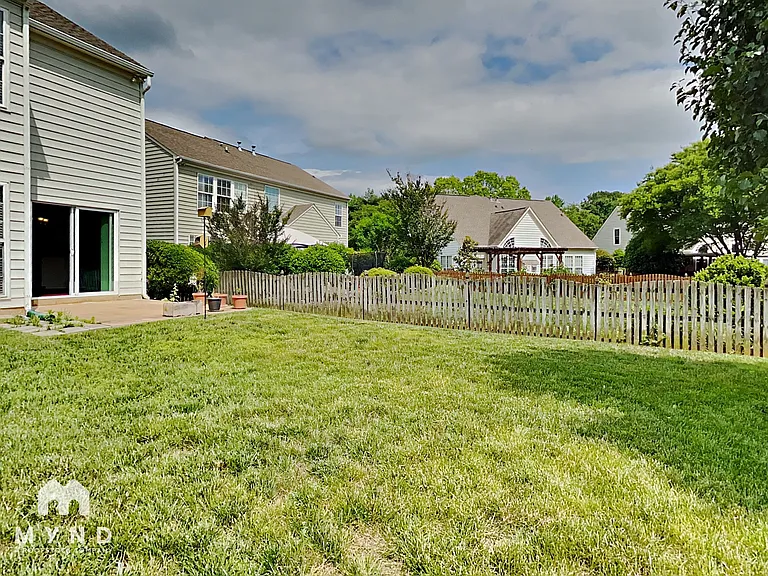 9738 Woodend Ct — Photo 40