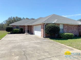 6753 Water St, Navarre, FL 32566