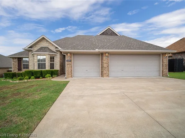 12105 Lynwood Dr, Fort Smith, AR 72916