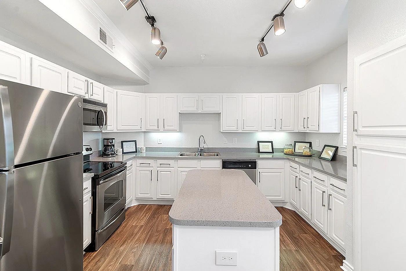 Park Haven West Arlington — Photo 1
