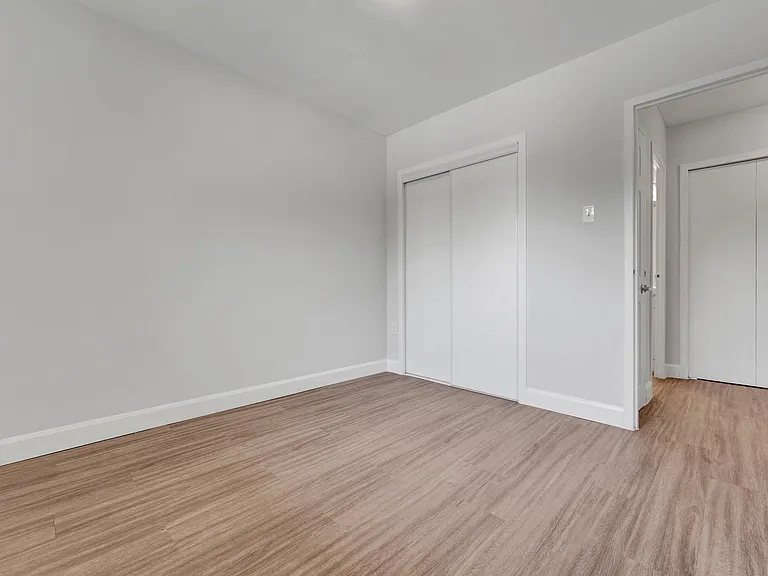 1211 Huron St — Photo 12