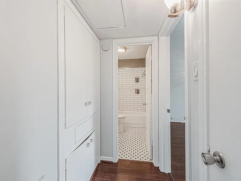 2601 Bellefontaine St #B309 — Photo 13