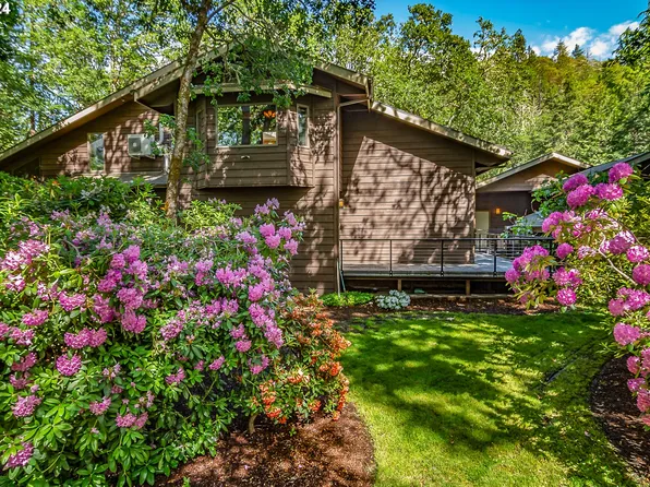 205 Wild Fern Dr, Winchester, OR 97495