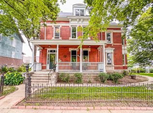 398 Duke St UNIT A, Saint Paul, MN 55102