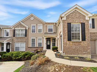 562 Rivers Breeze Dr, Ludlow, KY 41016