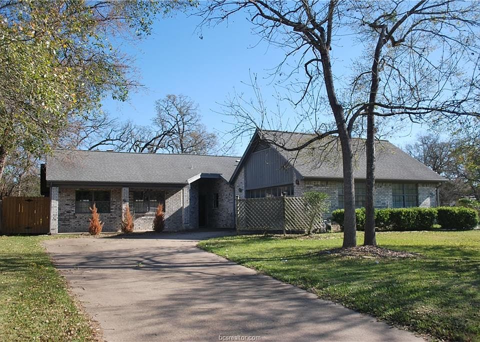 1st image of 2700 Greenberry Ct