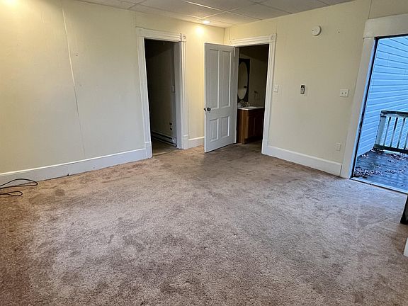 3rd image of 1701 Grove Ave #1