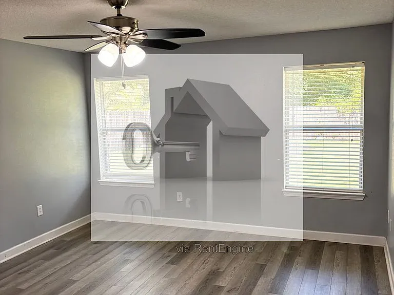 1068 Joaquin Rd — Photo 11