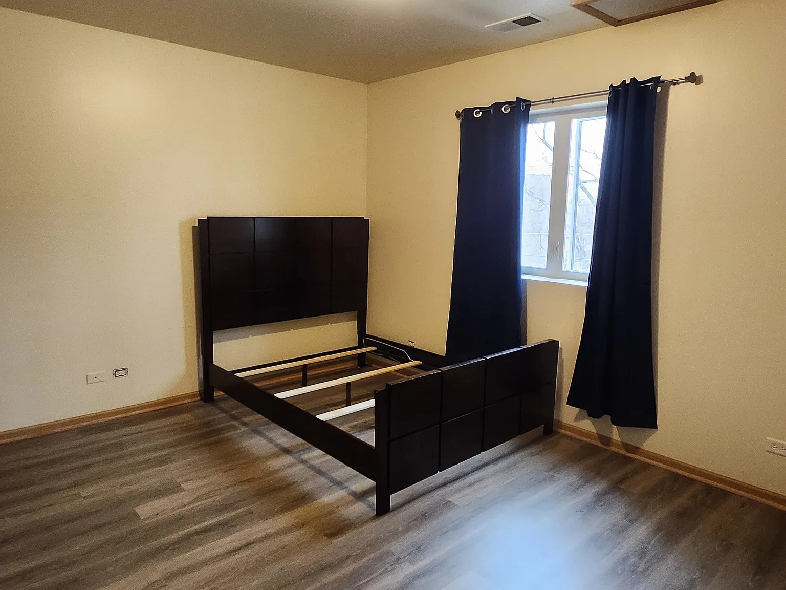 3 bed, 1100 sqft, $1,850 — Photo 4