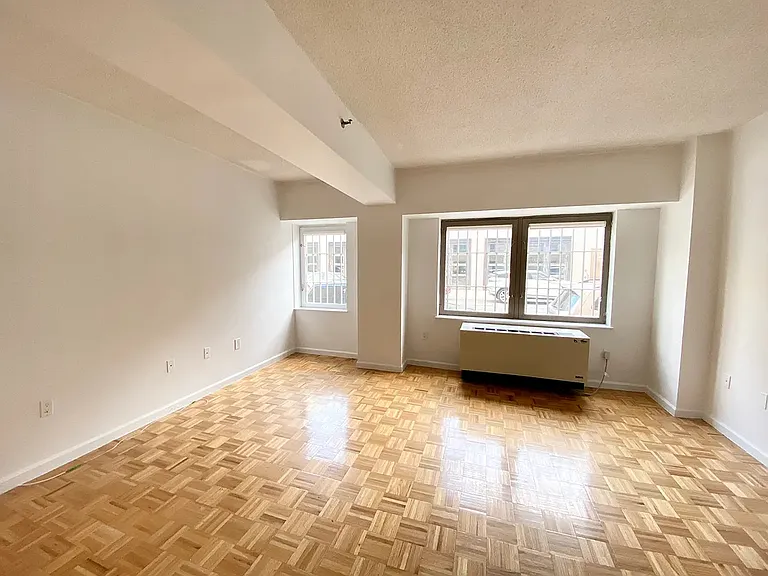 756 Washington St #1-E — Photo 2