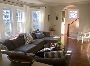 88 Seaver St, Wellesley, MA 02481