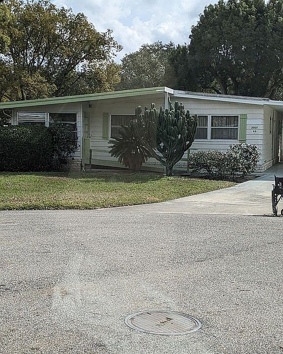 1st image of 2007 Water Oak Cir #46