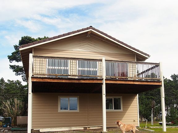 3rd image of 33525 Madrona Dr