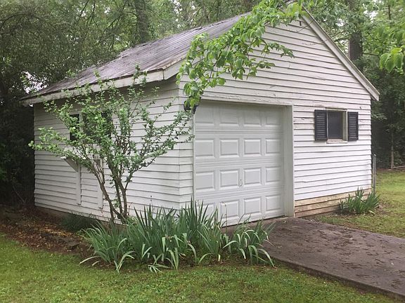 Detached garage for storage