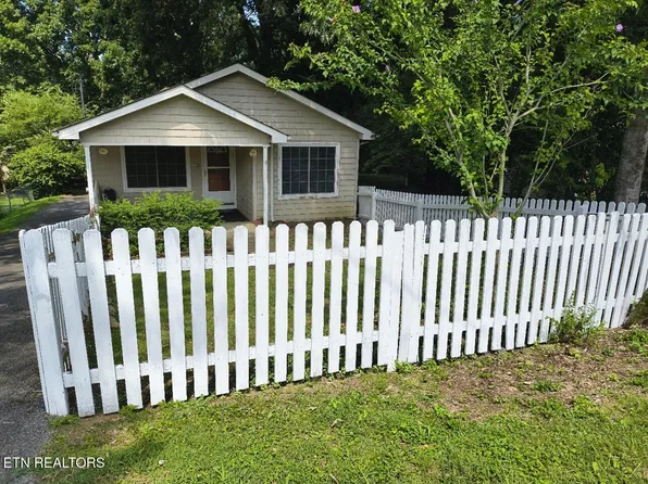 1919 Shasta Rd, Maryville, TN 37801