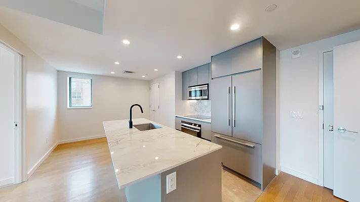 Rented by Bond New York | media 40