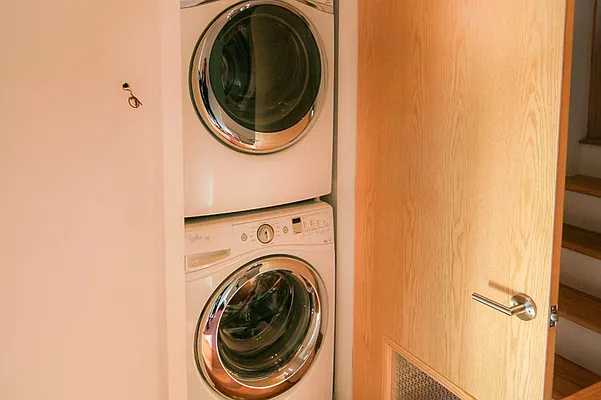 Rented by Horowitz Real Estate | media 15