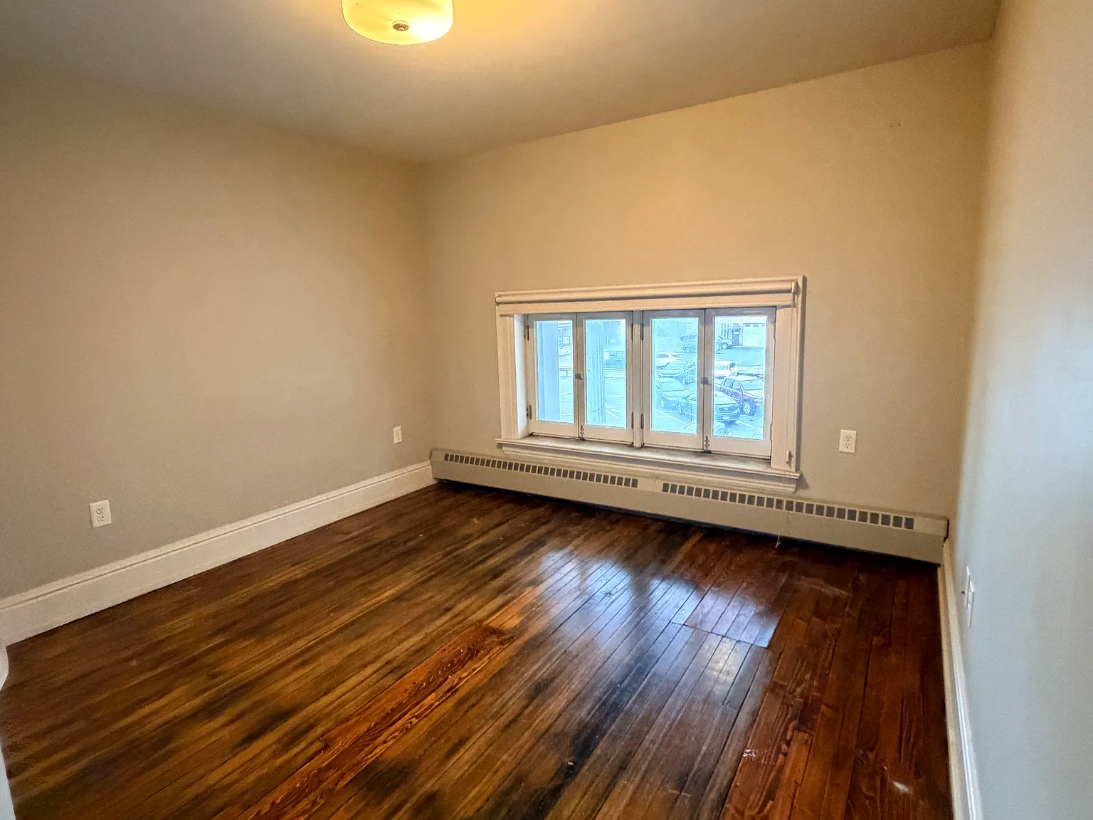 2 bed, 1100 sqft, $1,100 — Photo 3