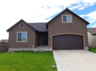 3672 E Nairn Rd, Eagle Mountain, UT 84005