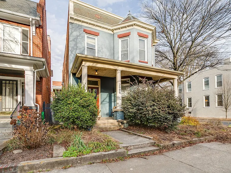 2000 Floyd Ave — Photo 4