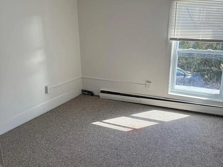53 Weybridge St #C — Photo 8