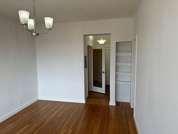 5th image of 1700 Octavia St APT 702
