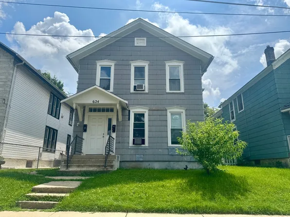624 S Lincoln Ave, Aurora, IL 60505