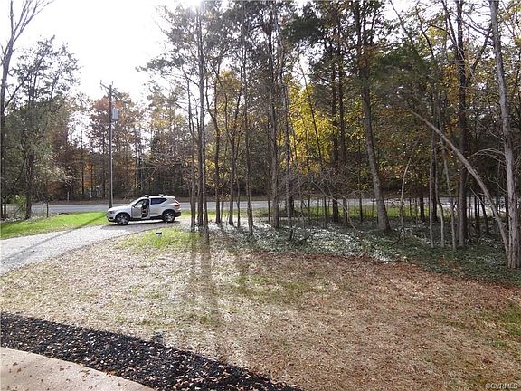 2nd image of 4710 Shannon Station Ln