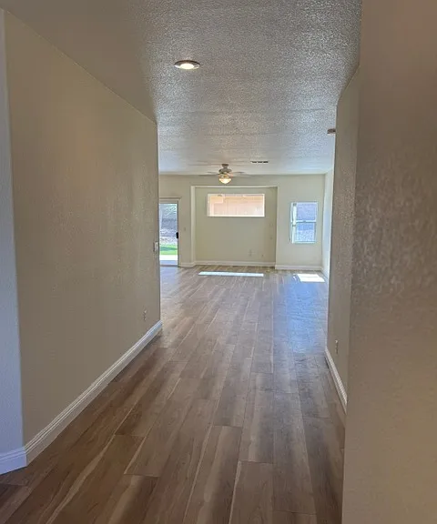3203 Stratford Hall Ct — Photo 7
