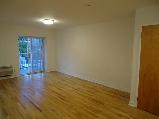 Rented by Oxford Property Group | media 7