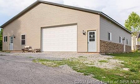 3rd image of 436 Lakeridge Dr