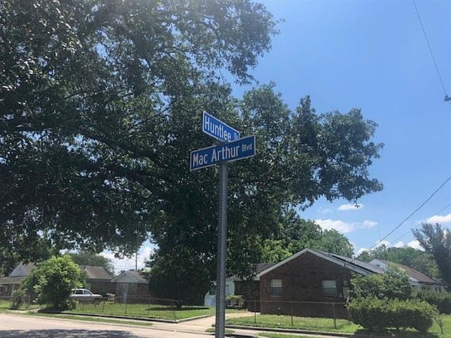 1st image of 642 Huntlee Dr