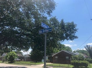 642 Huntlee Dr, New Orleans, LA 70131