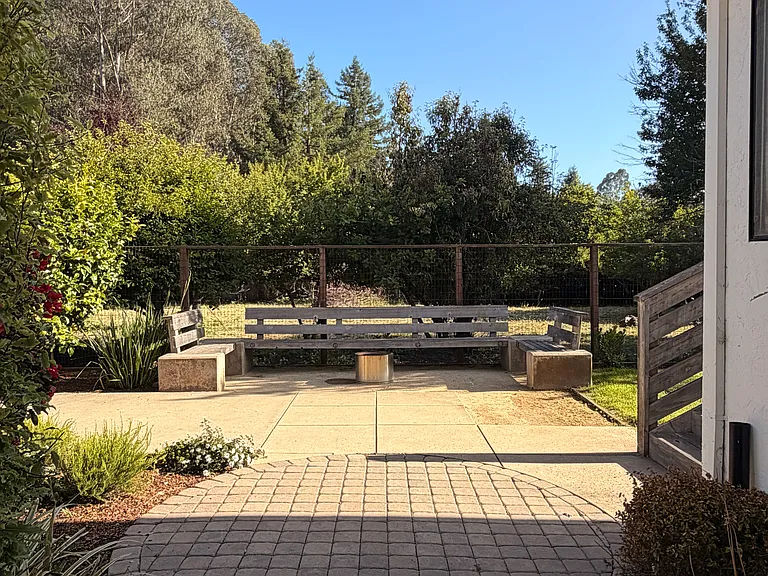 2826 Loraine Ln — Photo 39