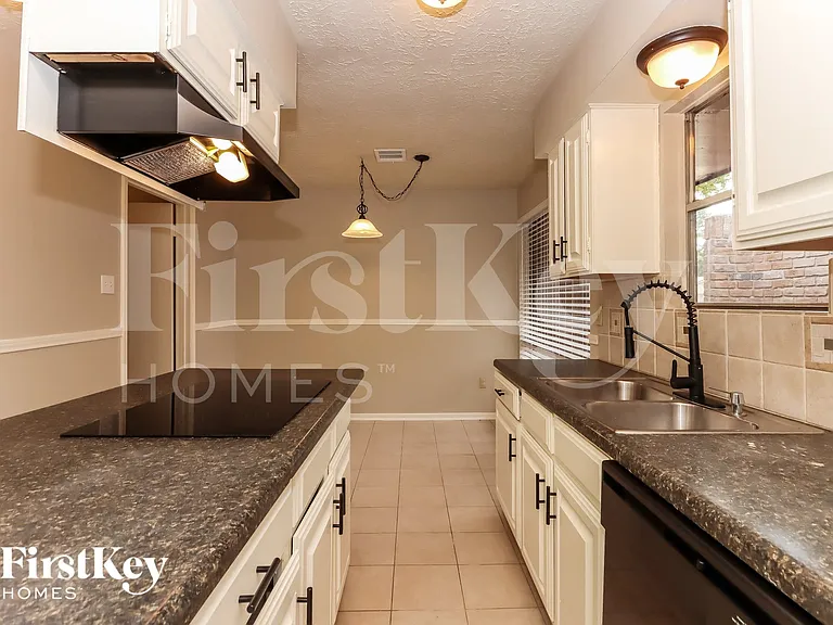 16518 Royal Mile Ln — Photo 7