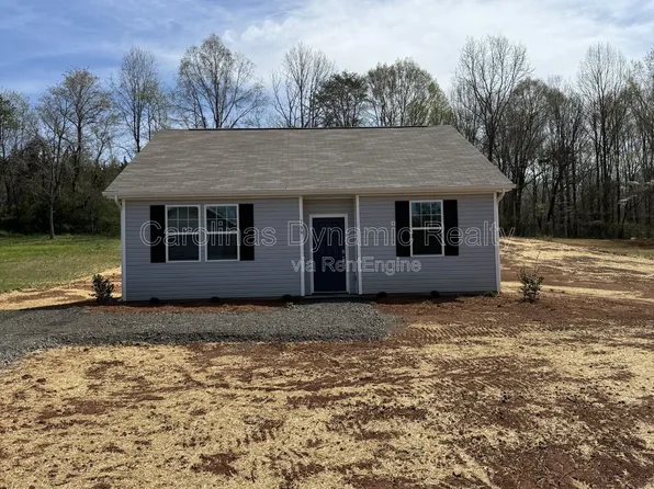 106 Titanium Dr, Statesville, NC 28625