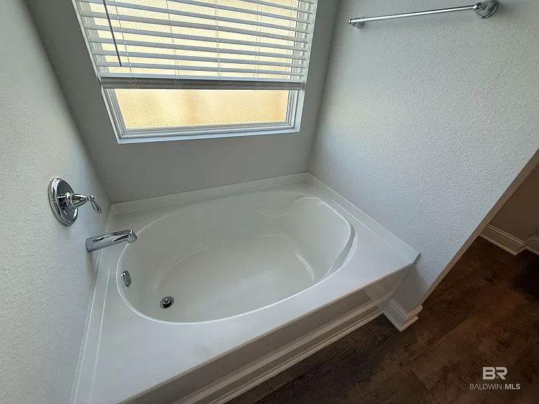 23247 Lieutenant Ave — Photo 14