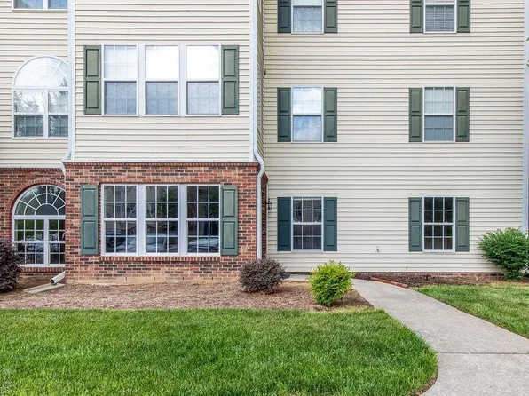 131 James Rd Unit 1D, High Pt, NC 27265