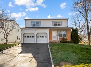 19 George St, Bloomfield, NJ 07003